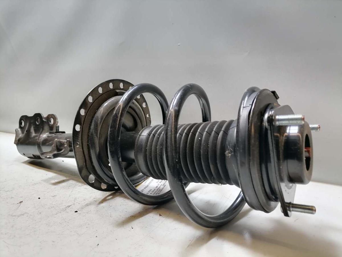 Mitsubishi Eclipse Cross GL3W original Federbein Sto&szlig;d&auml;mpfer vorn links 2.4 72kw Bj.2023